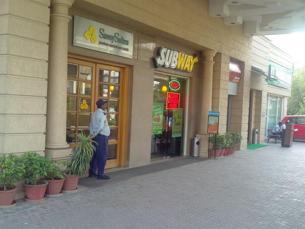 Savoy Suites Noida Ngoại thất bức ảnh