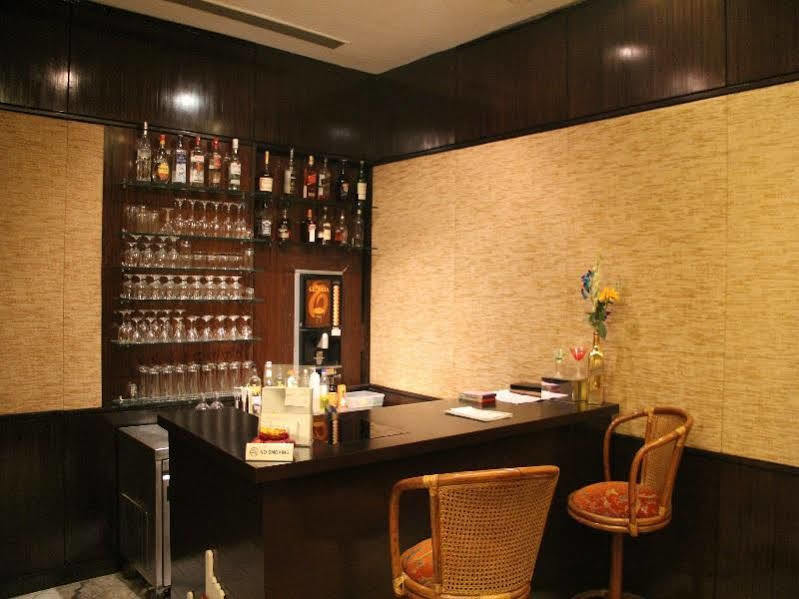 Savoy Suites Noida Ngoại thất bức ảnh
